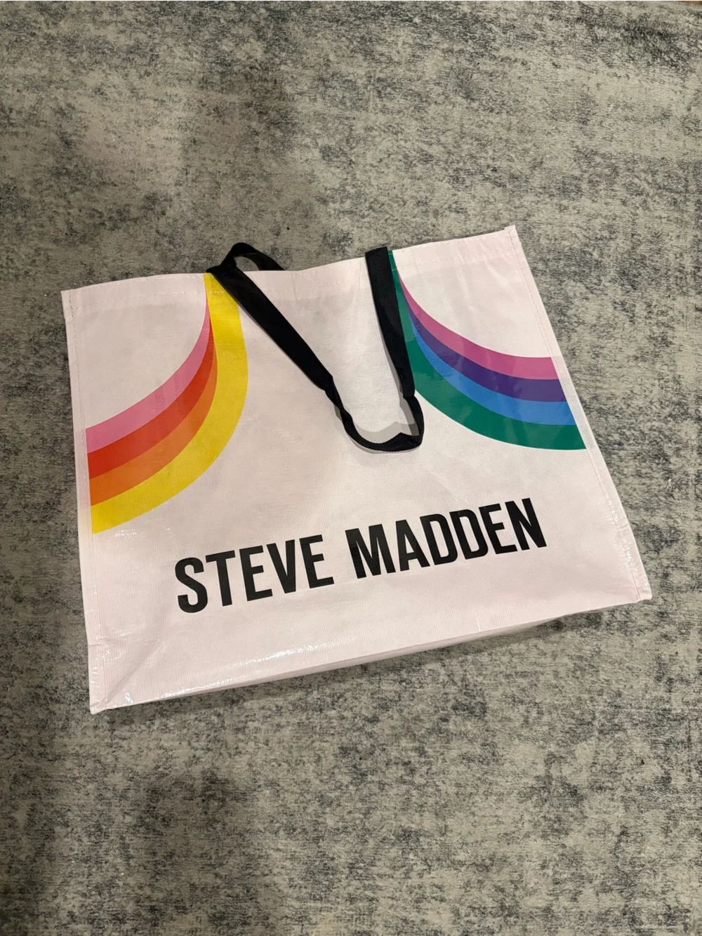 Steve Madden Red Orange  Platform Flip Flop Sandals, women’s 8, NWB & Tote Bag